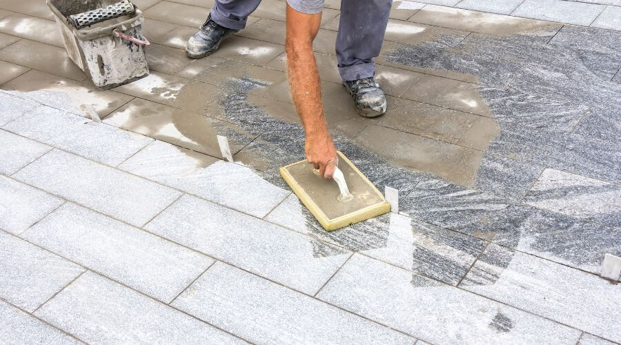 Professional gutter cleaning in Lagunitas, CA
